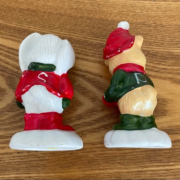 Vintage Holiday Salt and Pepper Shakers Anthropomorphic Animals with Snowballs - Picture 7 of 12